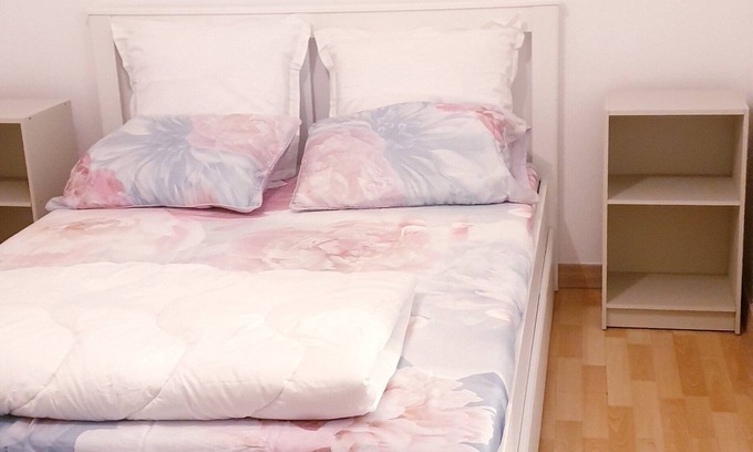 Le Mee-sur-Seine House | Magnificent F2 with terrace and parking, close to a park and 7 minutes from station