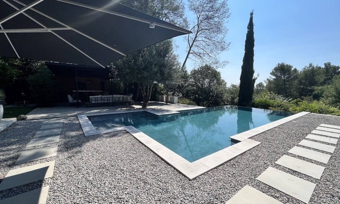 Montferrier-sur-Lez Villa | Magnifique Propriété Avec vue Panoramique à Couper le Souffle