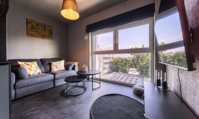 Fabryczna Apartment | Magnolia Modern Studio