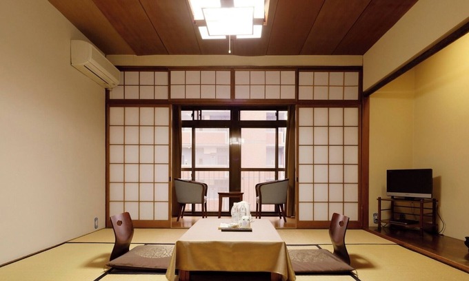 Isahaya Hotel | Main building 8 tatami Japanesestyle room Room/Isahaya Nagasaki