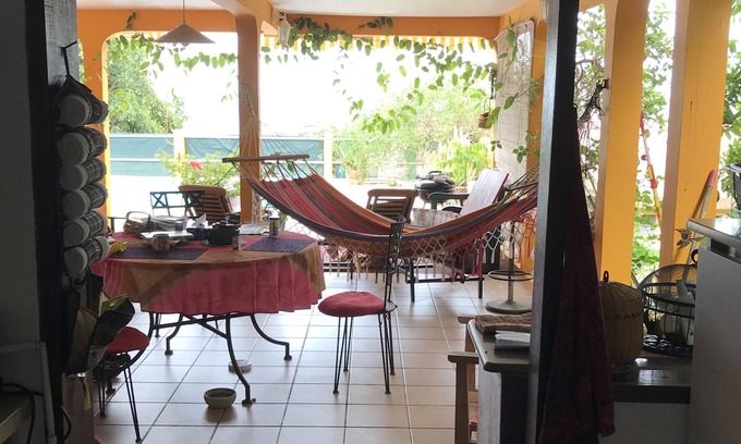 Schoelcher House | Maison Avec Jardin et Piscine, vue sur Mer, Parking, à 500 m. Plage