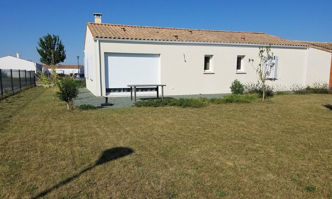 Pisany House | Maison Avec un Grand Jardin Dans un Quartier Calme , non Loin de L'océan