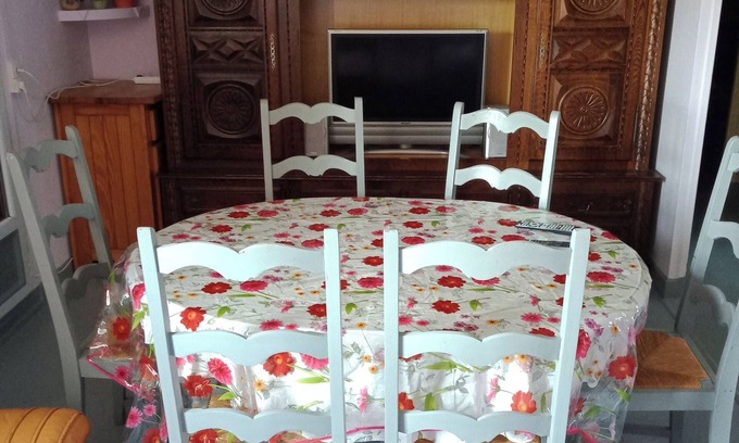 Domerat House | Maison Complète