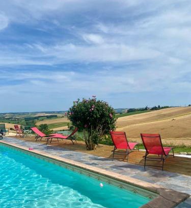 Miradoux House | Maison d'HÔTES LA FEZENDES