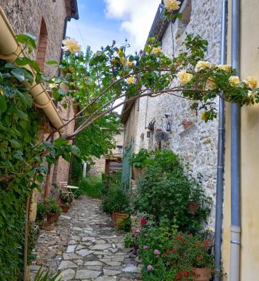 Le Luc House | Maison dans hameau provençal