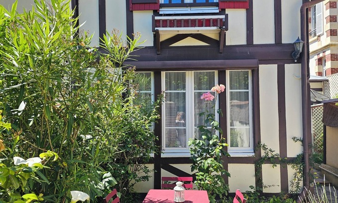 Cabourg House | Maison Dans L'éventail de Cabourg ,50 m AV de la mer ,400m Plage. Idéal Famille