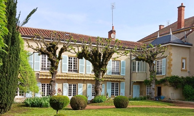 Charlieu House | Maison de Charme