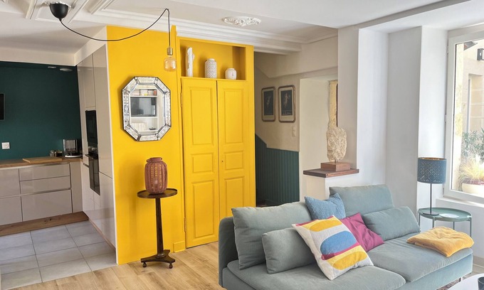 La Chatre House | Maison des Chevilles