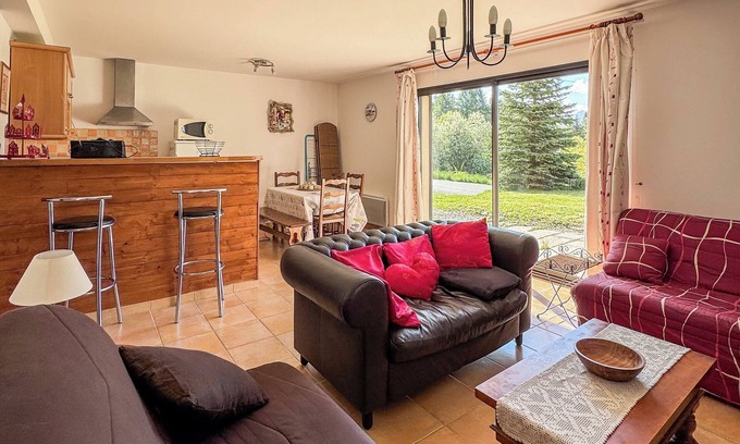 Saint-Michel-de-Chaillol Apartment | Maison de Montagne 3 Pièces - 90m² 5 à 7 Personnes Surplombant le Champsaur