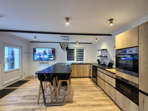 Saint-Etienne-du-Rouvray House | maison idéale déplacement 4 ou 5 personnes