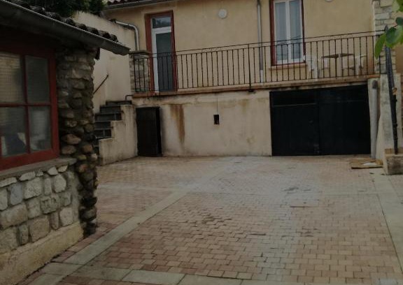 Le Teil Apartment | Maison Manso