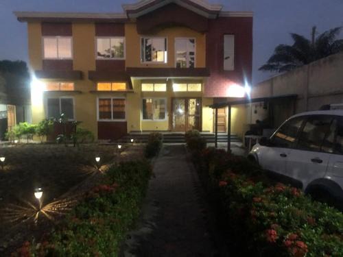 Porto-Novo Apartment | MAISON MEUBLEE SUR LE CINQUANTENAIRE.