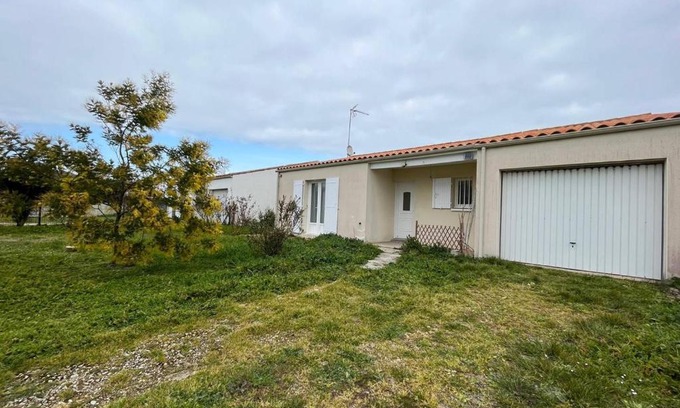 Cheray House | Maison Neuve à Saint-Georges-d'Oléron - 5 Couchages, Jardin Clos, Proche Commerces et Pistes Cyclables - FR-1-246A-212