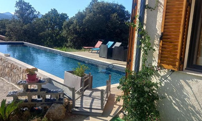 Calenzana House | Maison neuve Vue imprenable Piscine et spa