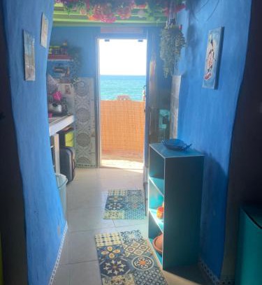 Tnine Aglou House | Maison troglodyte en bordure de mer