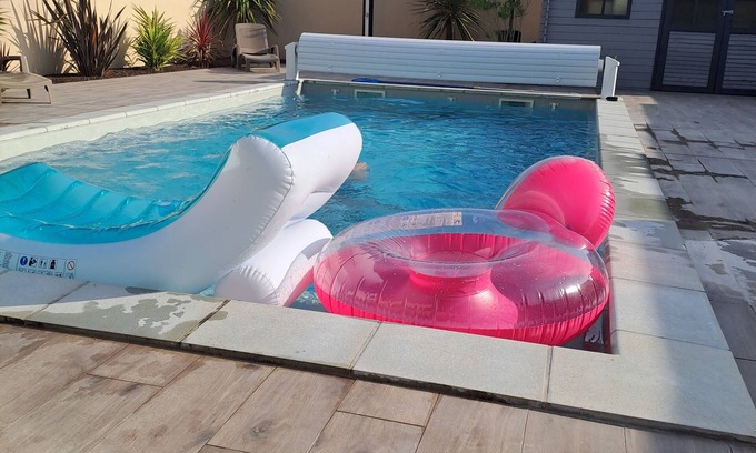 Montoir-de-Bretagne Villa | Maison/Villa Avec Piscine Privée Proche des Plus Belles Plages