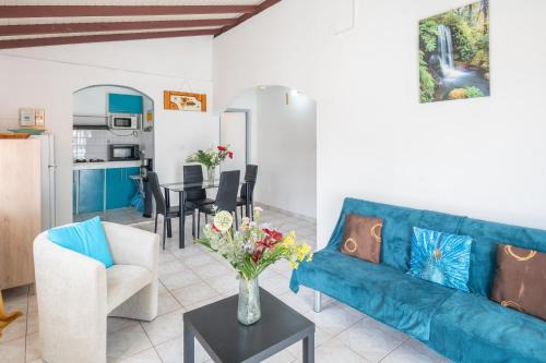 Basse-Terre House | Maison Yoyo - Maison Climatisée