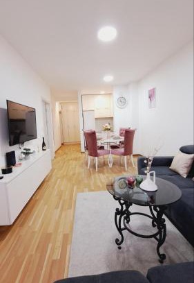 Ruma Apartment | Maja 2