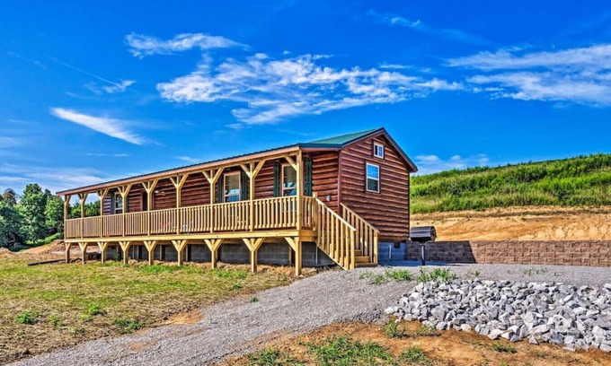 Mammoth Cave Cabin | Mammoth Cave Cabin Rentals 9 - 12.8 miles from Mammoth Cave National Park