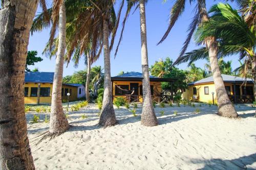 Mana Island Bed & Breakfast | Mana Backpacker and Dive Resort