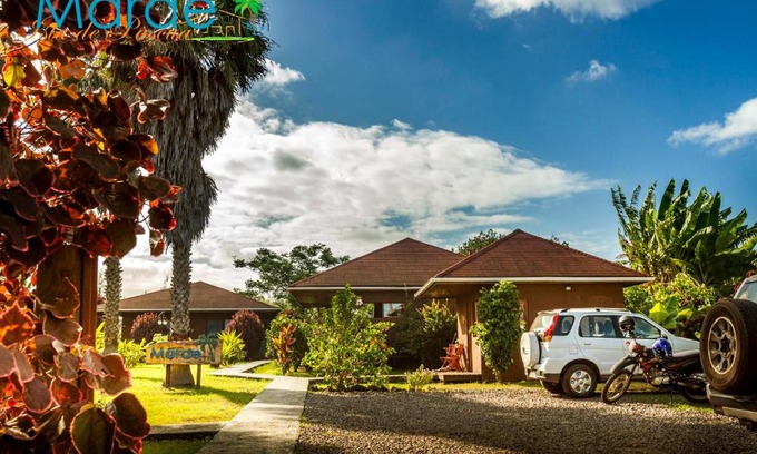 Hanga Roa House | Marae - Cabañas Premium