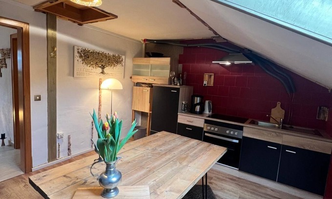 Marburg Apartment | Marburg apartment spacious Lukas in a quiet location with conservatory