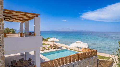 Psarou Villa | MariDion Beach Family House, by ZanteWize