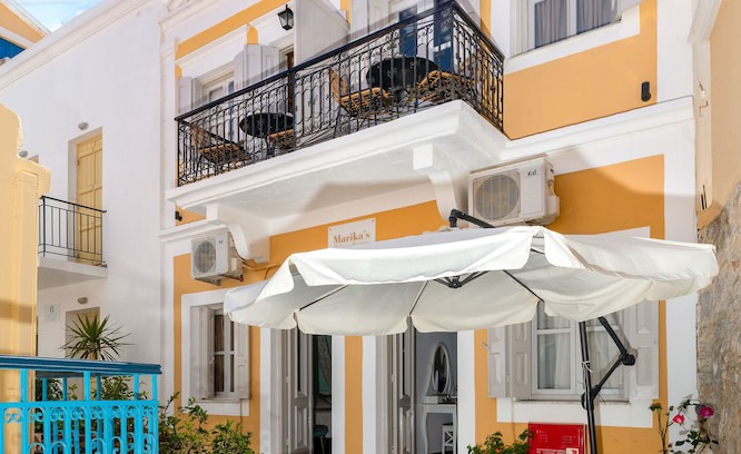 Symi Hotel | Marika's Deluxe Rooms