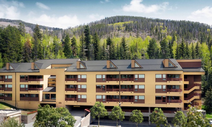 Vail House | Marriott's StreamSide Douglas at Vail