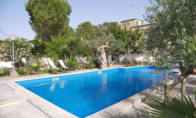 Specchia House | Masseria Verardo Mansion Typical house with garden Typical houseApartment in agrituris