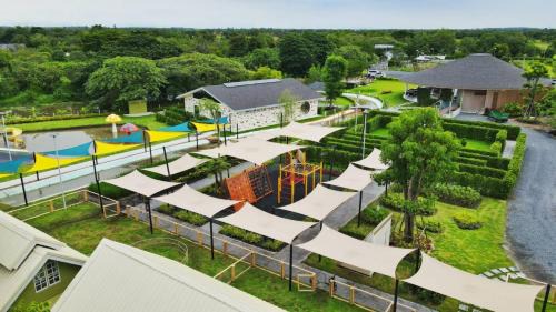 Ongkharak Hotel | Mazecape