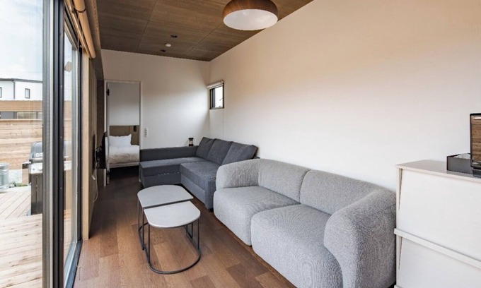 Shiwa Cottage | Meixiang Shiwa