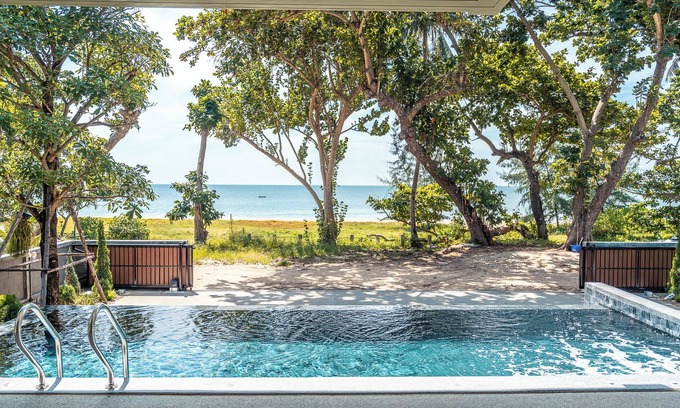 Kram House | Merbrisa Rayong 4BR - Ao khai beachfront