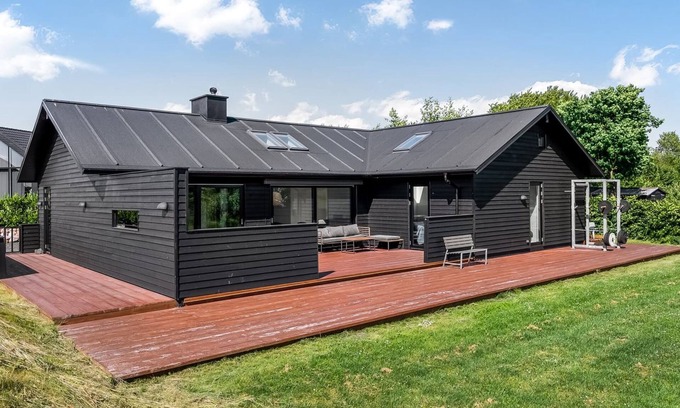 Saksild Strand House | "Merve" - 250m from the sea by Interhome