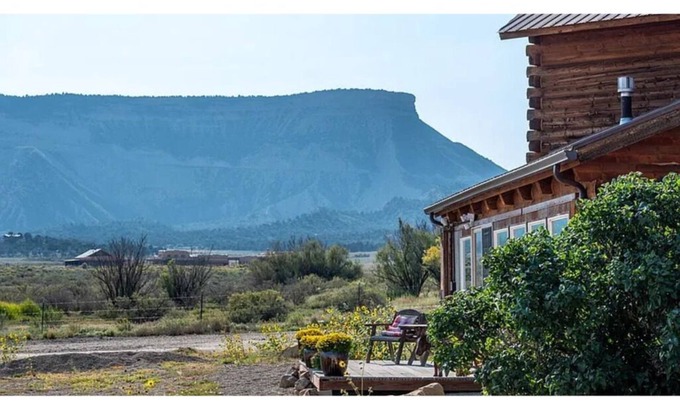 Mancos House | Mesa Verde Ranch with Panorama Views. Family, pet, & horse friendly!