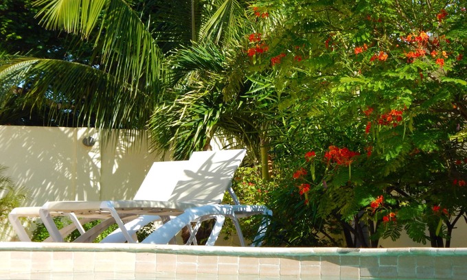 Shiribana Villa | Mi Gusto Villa Charming Villa for 6