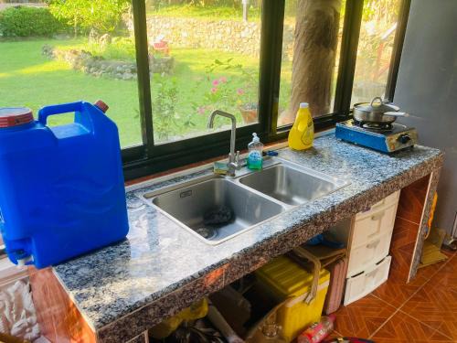 Sison House | Middle Bedroom, Mckirdy's Farm