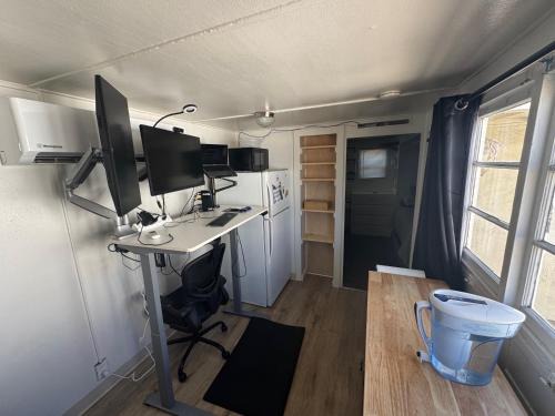 Midtown Apartment | Midtown Charm: 1BR Urban Pad