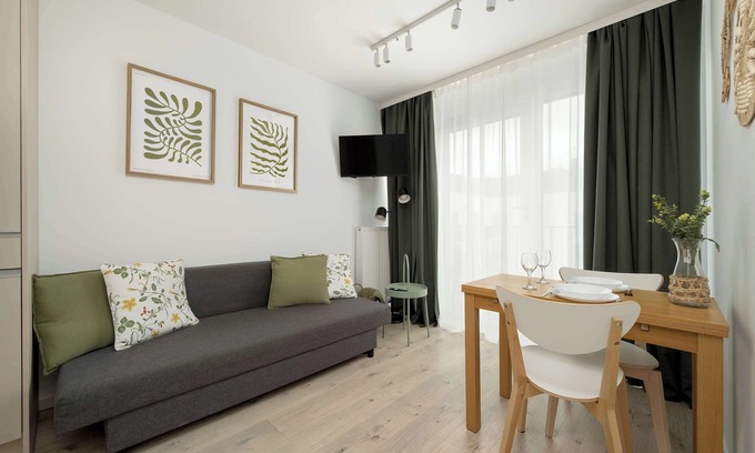 Srodmiescie Apartment | Mieszczanska 46 Modern Studio Parking