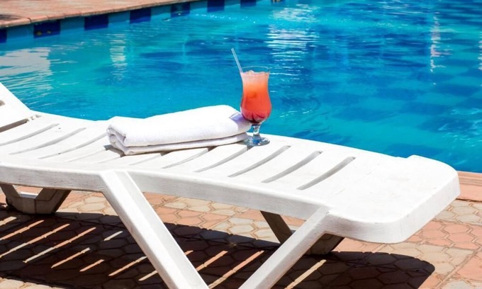 Lusaka Cabin | Mika Lodge