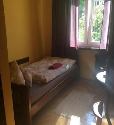 Rakowiec House | mika rooms - 22 Korotynskiego Street