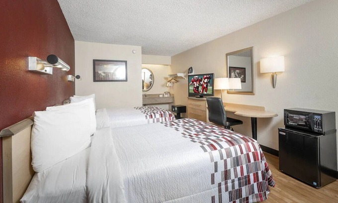 Bowmansville House | Minutes from Buffalo Niagara International Airport! Pets are Allowed for FREE!