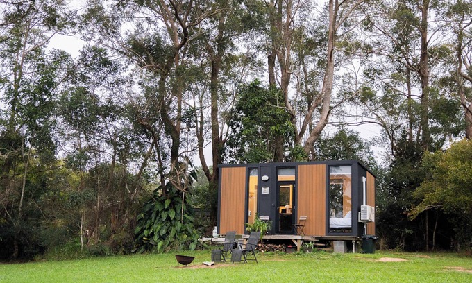 Peeramon House | Misty Mountain Retreat by Tiny Away