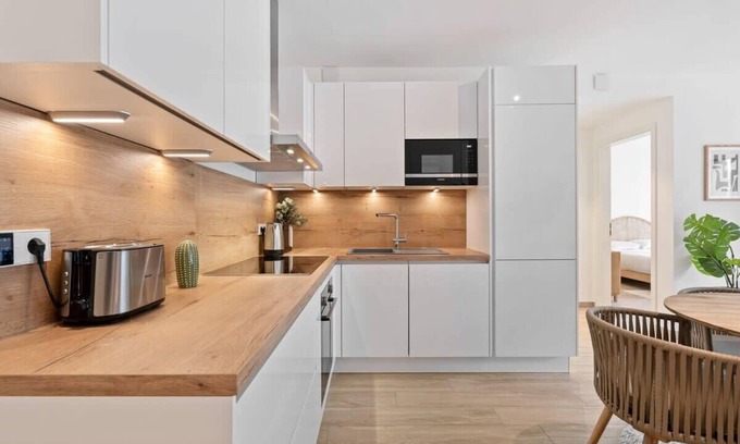 Hollerich Apartment | Modern 1BR Apt with Balcony near City Center