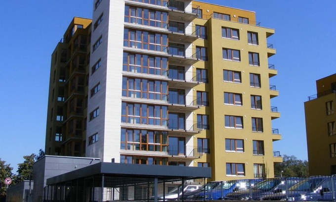 Vokovice Apartment | Modern 2+kk flat 10 min from center