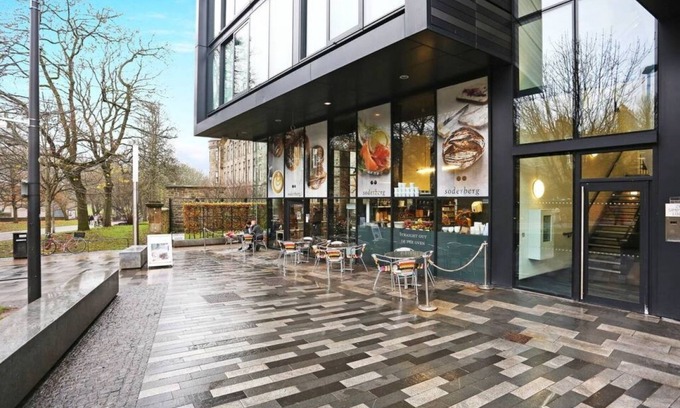 Laurieston Apartment | Modern 2bed with free Parking in the iconic Quartermile