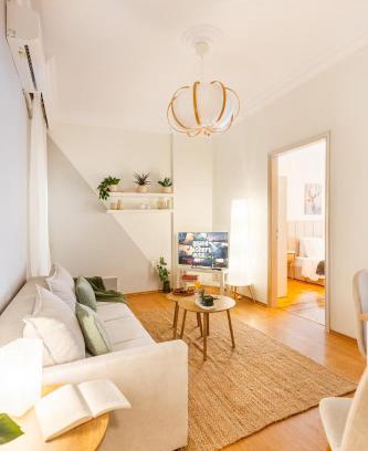 Thessaloniki City Centre Apartment | Modern 2BR Apt with Balcony, Central Thessaloniki