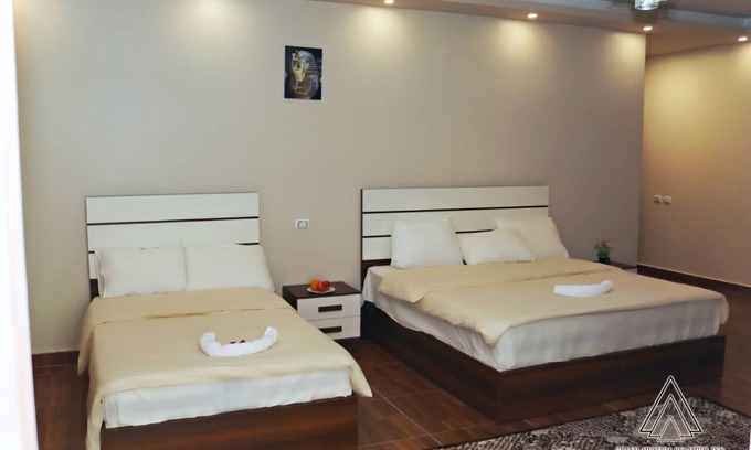 Kirdasah Apartment | Modern 4 Rooms Stay - Close to Grand Egyptian Museum & Pyramids