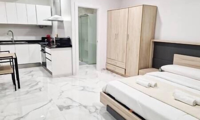 Llocnou de la Corona Apartment | Modern accommodation in Valencia