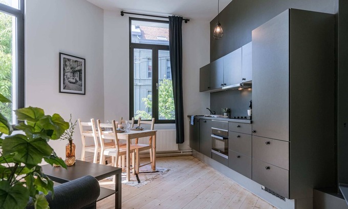 South Antwerp Apartment | Modern apartment in the heart of Antwerp